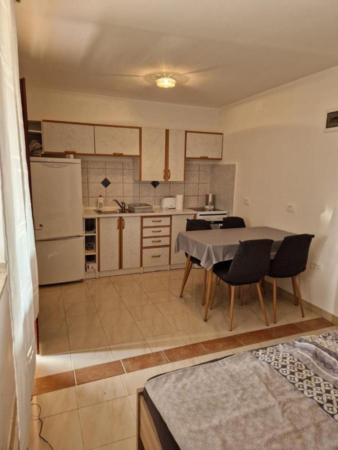 Lavendula Apartment ราบัซ ภายนอก รูปภาพ